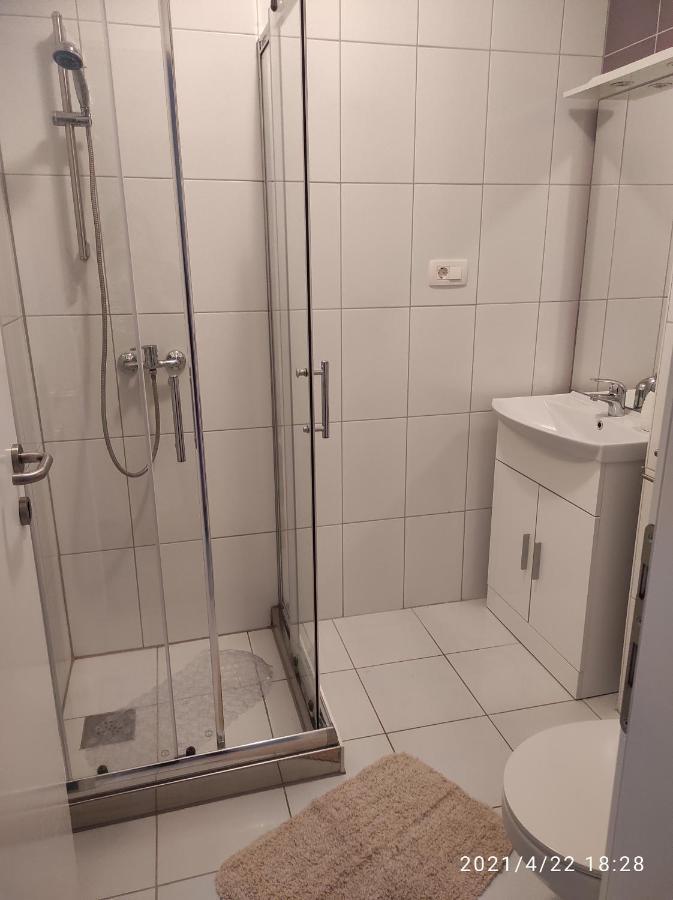 Apartmani Quattro Starigrad Paklenica Dış mekan fotoğraf