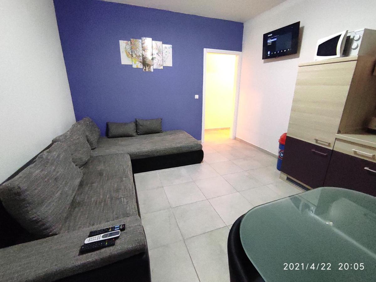 Apartmani Quattro Starigrad Paklenica Dış mekan fotoğraf