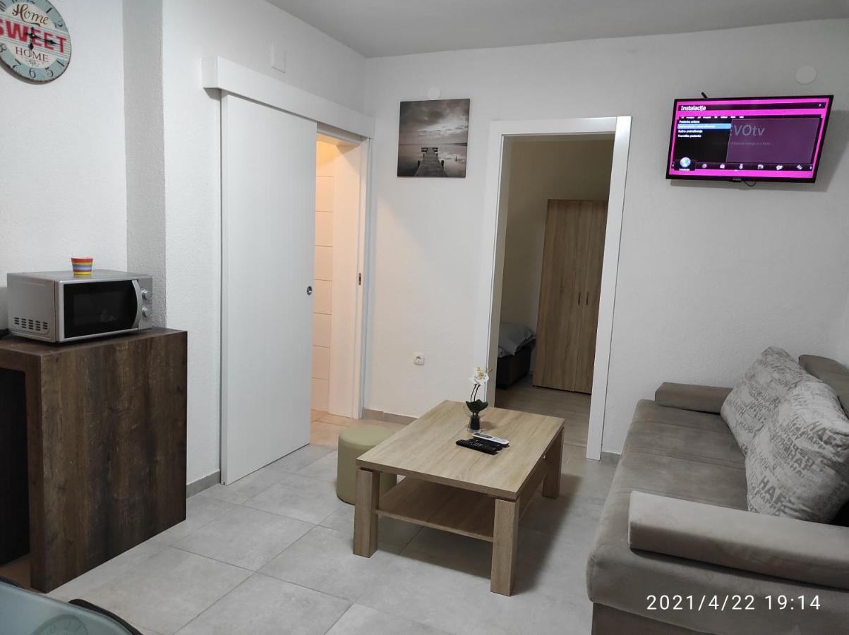 Apartmani Quattro Starigrad Paklenica Dış mekan fotoğraf