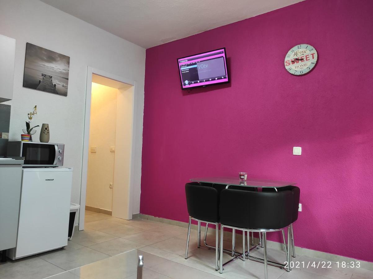 Apartmani Quattro Starigrad Paklenica Dış mekan fotoğraf