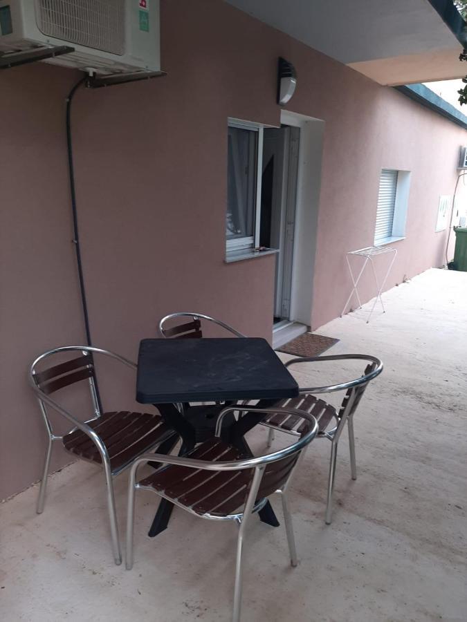 Apartmani Quattro Starigrad Paklenica Dış mekan fotoğraf