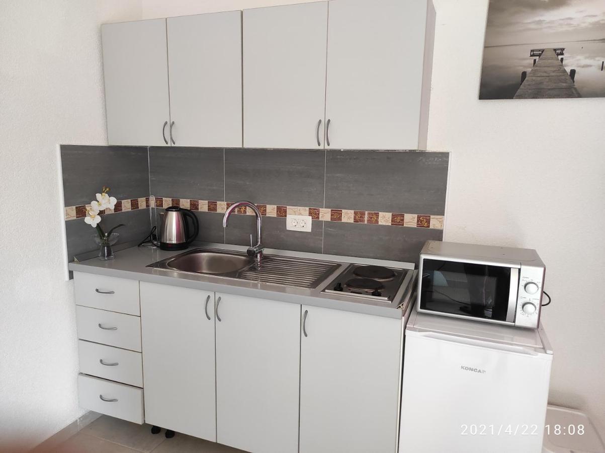 Apartmani Quattro Starigrad Paklenica Dış mekan fotoğraf