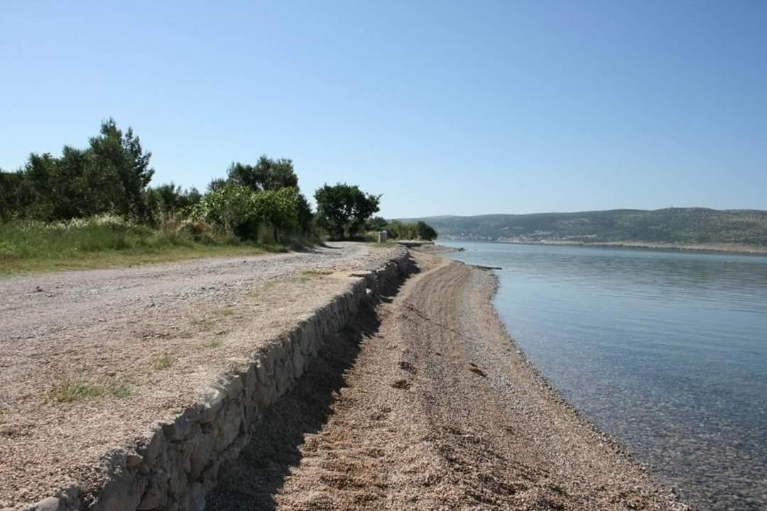 Apartmani Quattro Starigrad Paklenica Dış mekan fotoğraf