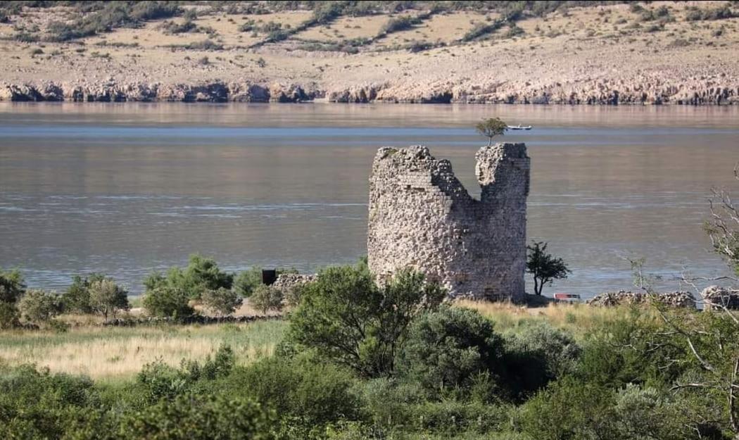 Apartmani Quattro Starigrad Paklenica Dış mekan fotoğraf